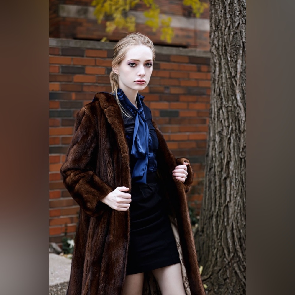 Meet your Posher, Maxine